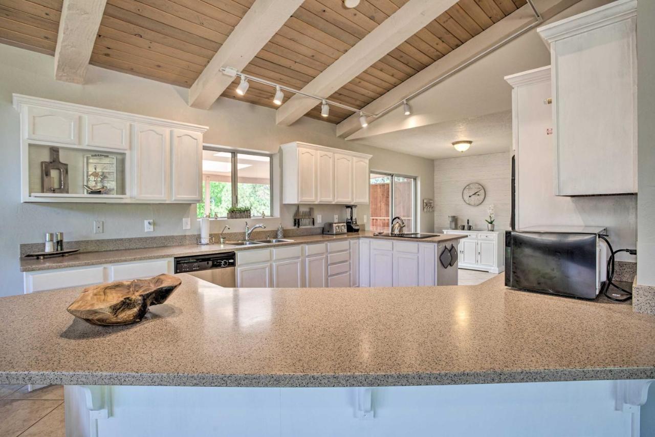 Sedona Hideaway With Swim Spa And Private Tavern! Luaran gambar